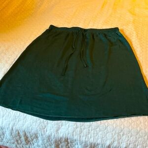 Good condition. XXL. Dark green.